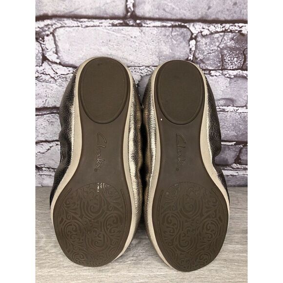 Clarks Artisan Bronze Gold Leather Casual Ballet Flats Shoes Women Sz 8M US/39EU - Picture 6 of 16